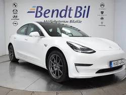 Vit Begagnad 2019 Tesla Model 3 Long Range AWD Sedan | 254 800 kr (Dyr)