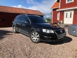 Svart Begagnad 2009 VW Passat Sportline Kombi | 15 000 kr (Bra pris)