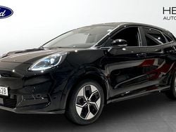 Svart (black) Ny 2025 Ford Puma Gen-E SUV | 397 375 kr (Marknadspris)