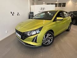 Gul Begagnad 2023 Hyundai i20 Essential Halvkombi | 229 500 kr (Marknadspris)