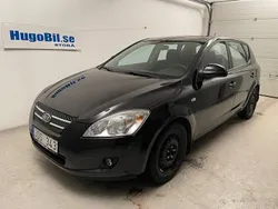 Svart Begagnad 2008 Kia Ceed EX Halvkombi | 59 500 kr (Lite dyr)