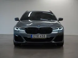 Blå Begagnad 2022 BMW 530e M Sport Kombi | 402 999 kr (Marknadspris)