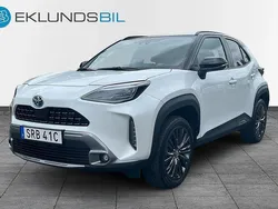 Vit Begagnad 2023 Toyota Yaris Cross SUV | 339 900 kr (Marknadspris)