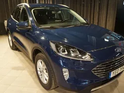 Blå Begagnad 2022 Ford Kuga Business Edition SUV | 272 000 kr (Marknadspris)