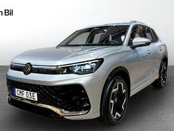 Oyster silver metallic Begagnad 2025 VW Tiguan R-line SUV | 469 900 kr (Marknadspris)