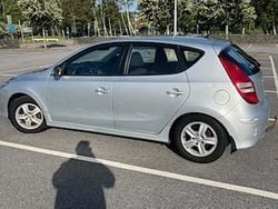 Silver Begagnad 2012 Hyundai i30 Halvkombi | 33 000 kr (Marknadspris)