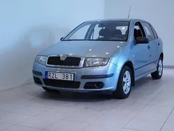 Mörkgrå Begagnad 2006 Skoda Fabia Classic Sedan | 34 900 kr