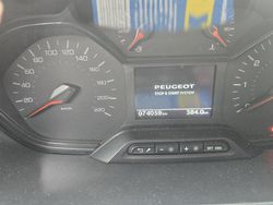 Vit Begagnad 2020 Peugeot Partner Minibuss | 146 000 kr (Marknadspris)