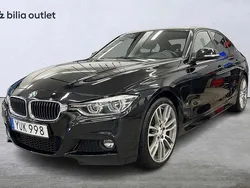 Svart Begagnad 2017 BMW 330e M Sport Sedan | 209 900 kr (Marknadspris)