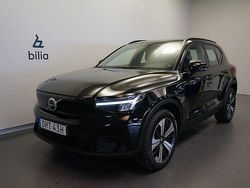 Svart Begagnad 2022 Volvo XC40 Core SUV | 309 500 kr