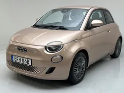 Röd Begagnad 2022 Fiat 500e Icon | 163 800 kr