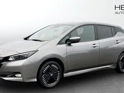 Grå (grey) Begagnad 2022 Nissan Leaf N-Connecta Halvkombi | 224 900 kr (Marknadspris)
