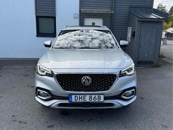 Grå Begagnad 2021 MG EHS Luxury SUV | 189 990 kr (Marknadspris)