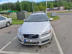 Grå Begagnad 2011 Volvo V70 Drive Kinetic Kombi | 65 000 kr (Bra pris)