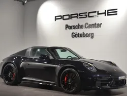Svart (black) Ny 2024 Porsche 911 Targa 4 Cab | 2 129 000 kr (Dyr)