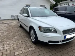 Vit Begagnad 2006 Volvo V50 Kombi | 32 000 kr (Marknadspris)