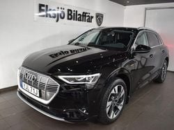 Svart Begagnad 2022 Audi e-tron Advanced Plus SUV | 377 500 kr (Marknadspris)