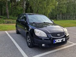 Svart Begagnad 2006 Kia Rio 4 Halvkombi | 19 000 kr (Marknadspris)