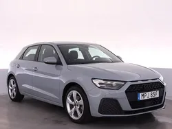 Pilgrå pärleffekt Begagnad 2022 Audi A1 Sportback Proline Halvkombi | 249 000 kr (Marknadspris)