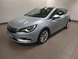 Grå (ljusblåmetallic) Begagnad 2016 Opel Astra Dynamic Halvkombi | 154 900 kr (Marknadspris)