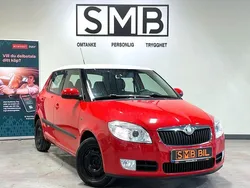 Röd Begagnad 2009 Skoda Fabia Halvkombi | 34 900 kr (Lite dyr)