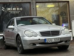 Silver Begagnad 2003 Mercedes C320 Sedan | 29 000 kr