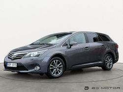 Grå Begagnad 2012 Toyota Avensis Multidrive S Kombi | 99 900 kr (Marknadspris)