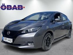 Grå (gråmetallic) Begagnad 2022 Nissan Leaf Acenta Halvkombi | 199 800 kr (Marknadspris)