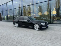 Svart Begagnad 2013 Mercedes C220 AMG Kombi | 130 000 kr (Lite dyr)