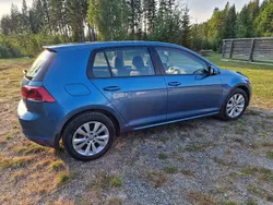 Blå Begagnad 2015 VW Golf VII Halvkombi | 109 000 kr (Marknadspris)