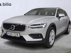 Silver Begagnad 2019 Volvo V60 CC SE Kombi | 299 000 kr (Marknadspris)