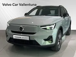 Grå Begagnad 2024 Volvo XC40 Single Motor Extended Range SUV | 449 900 kr