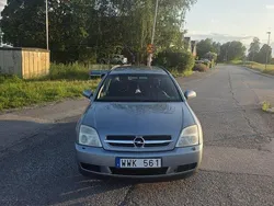 Grå Begagnad 2005 Opel Vectra Kombi | 12 500 kr (Marknadspris)