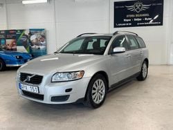 Silver Begagnad 2009 Volvo V50 Kinetic Kombi | 23 000 kr (Marknadspris)