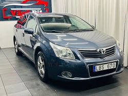 Mörkblå Begagnad 2010 Toyota Avensis Business Edition Kombi | 69 900 kr (Marknadspris)