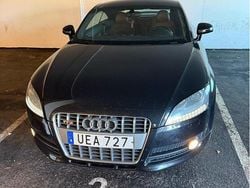 Svart Begagnad 2011 Audi Coupé Sportkupé | 120 000 kr
