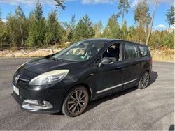 Svart Begagnad 2012 Renault Grand Scénic III Bose Edition Minibuss | 45 000 kr (Marknadspris)
