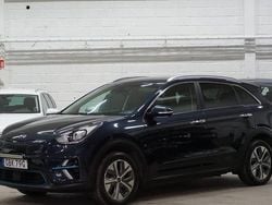 Blå (blåmetallic) Begagnad 2019 Kia e-Niro EX SUV | 328 900 kr