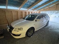 Vit Begagnad 2010 VW Passat Sportline Kombi | 20 000 kr (Superpris)