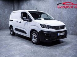Vit Begagnad 2021 Peugeot Partner Van | 138 800 kr (Bra pris)