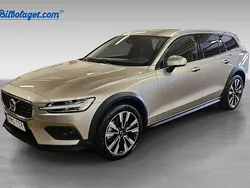 Begagnad 2023 Volvo V60 CC Kombi | 437 900 kr (Lite dyr)