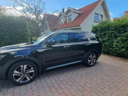 Svart Begagnad 2022 Kia Sorento Advance SUV | 479 000 kr (Marknadspris)