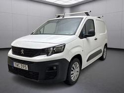 Vit Begagnad 2019 Peugeot Partner Minibuss | 114 900 kr (Marknadspris)