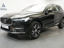 Svart Begagnad 2022 Volvo XC60 Core SUV | 449 900 kr (Bra pris)