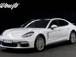 Vit Begagnad 2017 Porsche Panamera 4 Sedan | 679 800 kr (Marknadspris)