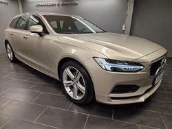Ljusbrun Begagnad 2019 Volvo V90 Momentum Kombi | 277 500 kr (Marknadspris)