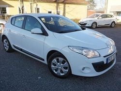 Vit Begagnad 2011 Renault Mégane III Halvkombi | 59 900 kr (Marknadspris)
