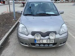 Silver Begagnad 2005 Toyota Yaris Halvkombi | 36 000 kr (Marknadspris)