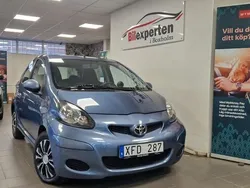 Blå Begagnad 2009 Toyota Aygo Halvkombi | 69 900 kr (Marknadspris)