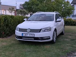 Vit Begagnad 2012 VW Passat Kombi | 55 000 kr (Marknadspris)
